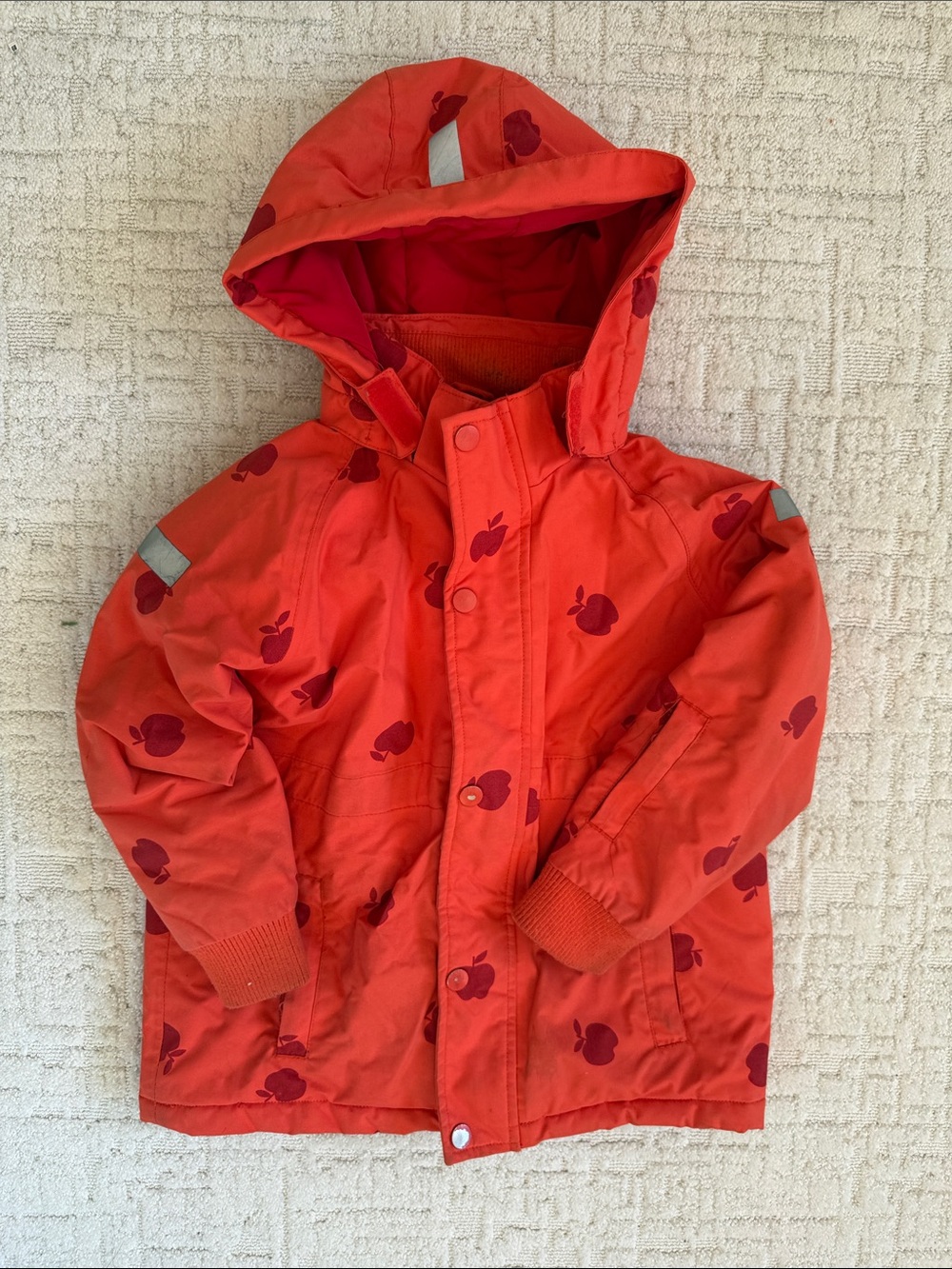 Tiny cottons Red Hooded Apple-Print insulated Jacket